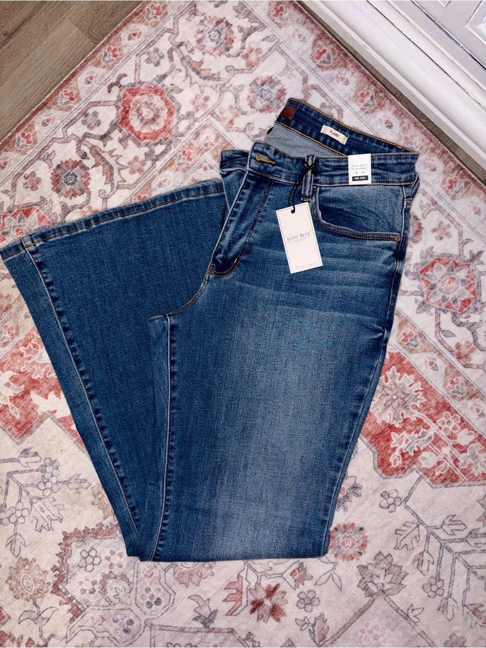 Judy Blue Flare